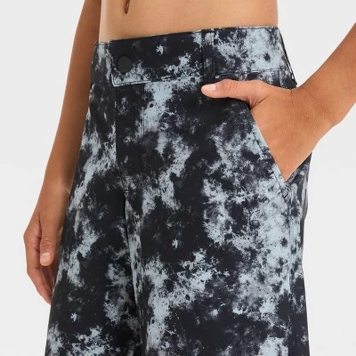 Boys' Hybrid Tie-Dye Swim Shorts - art class™ 3 Boys' Hybrid Tie-Dye Swim Shorts - art class™